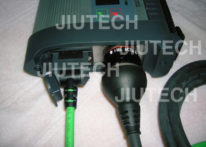D630 sluit Laptop met MB BR Compact 4 Mercedes Hulpmiddel 201607 van de Sterdiagnose aan